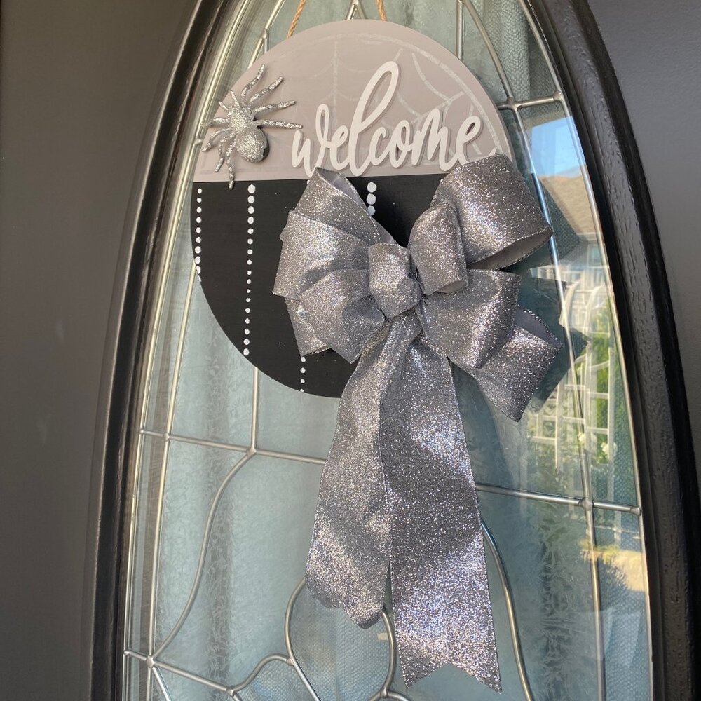 Halloween/Spider - Wood Front Door Welcome Sign, Black, White and Silver.